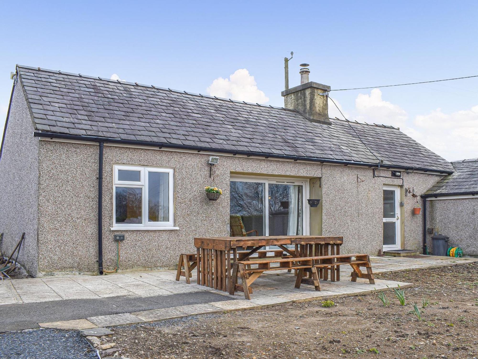 Tyn Y Maen Villa Llanddeiniolen Exterior photo